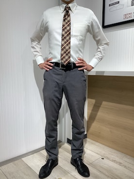 「アイテム（ビジネスシャツ）」を使った、TOKYO SHIRTS OUTLET 福岡マリノアシティ店さん（メンズ・172cm）の秋コーディネート