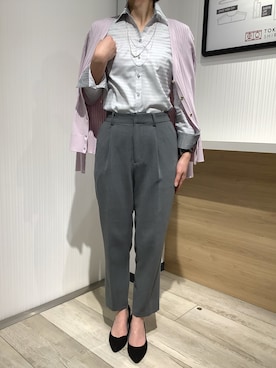 「アイテム（ビジネスシャツ）」を使った、TOKYO SHIRTS OUTLET 福岡マリノアシティ店さん（レディース・164cm）の春コーディネート