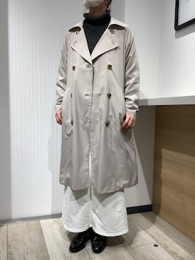 「アイテム（トレンチコート）」を使った、TOKYO SHIRTS OUTLET 福岡マリノアシティ店さん（レディース・164cm）の冬コーディネート