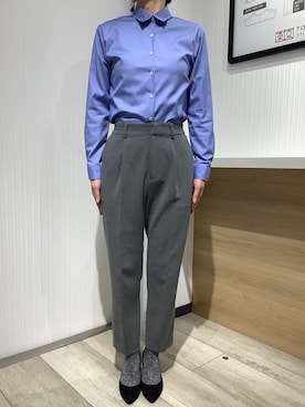 「アイテム（ビジネスシャツ）」を使った、TOKYO SHIRTS OUTLET 福岡マリノアシティ店さん（レディース・164cm）の冬コーディネート