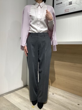「アイテム（ビジネスシャツ）」を使った、TOKYO SHIRTS OUTLET 福岡マリノアシティ店さん（レディース・164cm）の春コーディネート