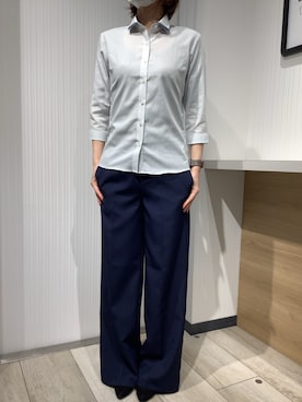 「アイテム（ビジネスシャツ）」を使った、TOKYO SHIRTS OUTLET 福岡マリノアシティ店さん（レディース・164cm）の春コーディネート