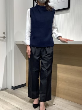 「アイテム（ビジネスシャツ）」を使った、TOKYO SHIRTS OUTLET 福岡マリノアシティ店さん（レディース・164cm）の秋コーディネート
