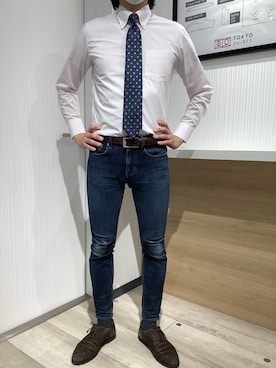 「アイテム（ビジネスシャツ）」を使った、TOKYO SHIRTS OUTLET 福岡マリノアシティ店さん（メンズ・172cm）の春コーディネート