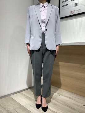 「アイテム（ビジネスシャツ）」を使った、TOKYO SHIRTS OUTLET 福岡マリノアシティ店さん（レディース・164cm）の春コーディネート