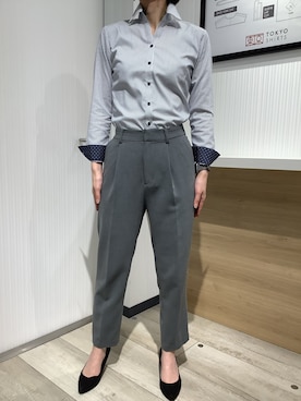 「アイテム（ビジネスシャツ）」を使った、TOKYO SHIRTS OUTLET 福岡マリノアシティ店さん（レディース・164cm）の春コーディネート