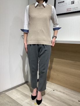 「アイテム（ビジネスシャツ）」を使った、TOKYO SHIRTS OUTLET 福岡マリノアシティ店さん（レディース・164cm）の春コーディネート