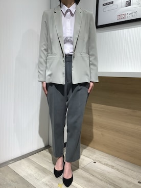 「アイテム（テーラードジャケット、グリーン系）」を使った、TOKYO SHIRTS OUTLET 福岡マリノアシティ店さん（レディース・164cm）の春コーディネート