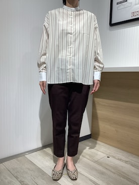 「ゆったりシルエット」｜「アイテム（スラックス）」を使った、TOKYO SHIRTS OUTLET 福岡マリノアシティ店さん（レディース・164cm）の秋コーディネート