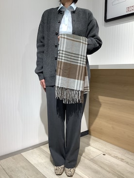 「アイテム（ビジネスシャツ）」を使った、TOKYO SHIRTS OUTLET 福岡マリノアシティ店さん（レディース・164cm）の秋コーディネート
