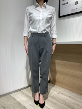「アイテム（ビジネスシャツ）」を使った、TOKYO SHIRTS OUTLET 福岡マリノアシティ店さん（レディース・164cm）の春コーディネート