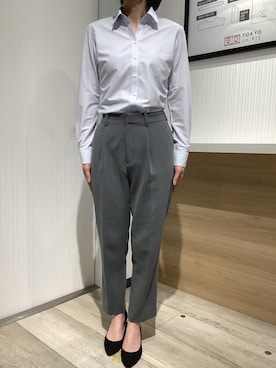 「アイテム（ビジネスシャツ）」を使った、TOKYO SHIRTS OUTLET 福岡マリノアシティ店さん（レディース・164cm）の春コーディネート