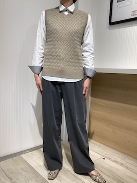 「アイテム（ビジネスシャツ）」を使った、TOKYO SHIRTS OUTLET 福岡マリノアシティ店さん（レディース・164cm）の冬コーディネート