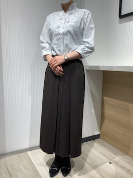 「アイテム（ビジネスシャツ）」を使った、TOKYO SHIRTS OUTLET 福岡マリノアシティ店さん（レディース・160cm）の春コーディネート