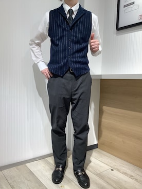 「アイテム（ベスト）」を使った、TOKYO SHIRTS OUTLET 福岡マリノアシティ店さん（メンズ・173cm）の冬コーディネート