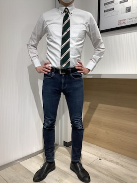 「アイテム（ビジネスシャツ）」を使った、TOKYO SHIRTS OUTLET 福岡マリノアシティ店さん（メンズ・172cm）の冬コーディネート