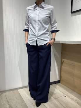 「アイテム（ビジネスシャツ）」を使った、TOKYO SHIRTS OUTLET 福岡マリノアシティ店さん（レディース・164cm）の春コーディネート
