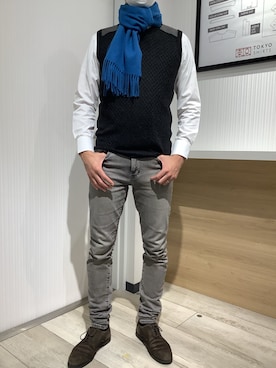 「アイテム（マフラー）」を使った、TOKYO SHIRTS OUTLET 福岡マリノアシティ店さん（メンズ・172cm）の秋コーディネート