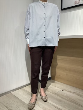「URBAN RESEARCH（アーバンリサーチ）のアイテム（スラックス）」を使った、TOKYO SHIRTS OUTLET 福岡マリノアシティ店さん（レディース・164cm）の秋コーディネート