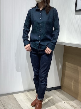 「アイテム（ビジネスシャツ）」を使った、TOKYO SHIRTS OUTLET 福岡マリノアシティ店さん（レディース・164cm）の秋コーディネート
