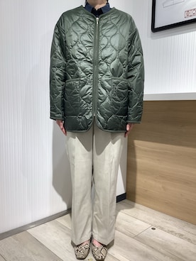 「アイテム（ミリタリージャケット）」を使った、TOKYO SHIRTS OUTLET 福岡マリノアシティ店さん（レディース・164cm）の秋コーディネート