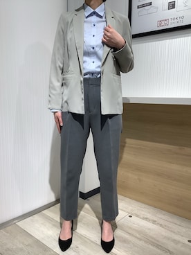 「アイテム（テーラードジャケット、グリーン系）」を使った、TOKYO SHIRTS OUTLET 福岡マリノアシティ店さん（レディース・164cm）の春コーディネート