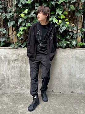「ARMANI EXCHANGE（アルマーニエクスチェンジ）のアイテム」を使った、axharajukuさん（メンズ・177cm）の冬コーディネート