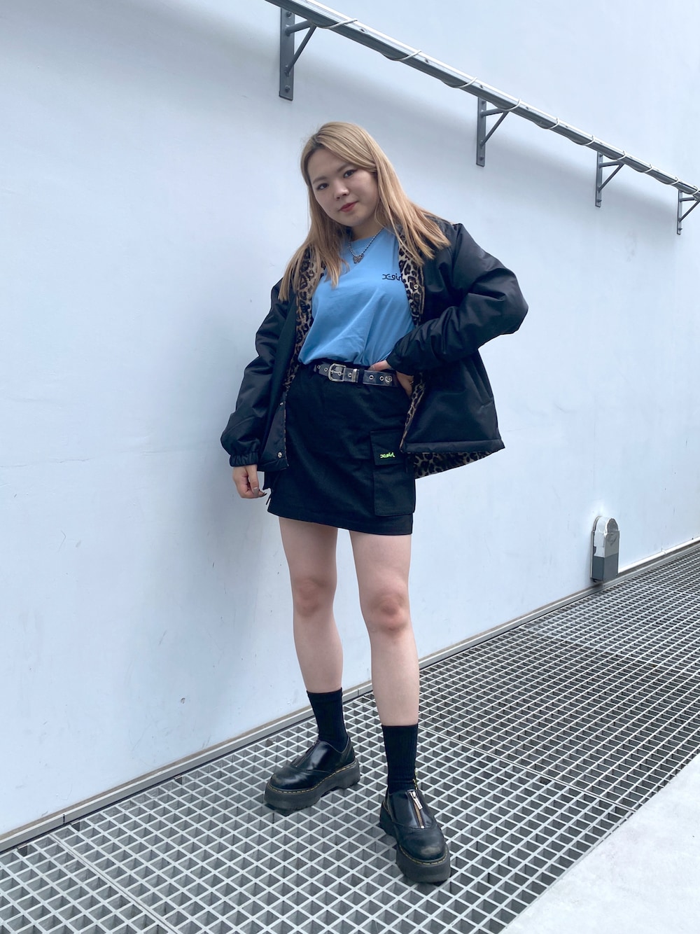 X-girl（エックスガール）の「LEOPARD BOX L/S TEE（Tシャツ