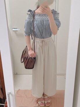 「& chouette（アンドシュエット）のアイテム（ショルダーバッグ）」を使った、ぽぽりさん（レディース・152cm）の夏コーディネート