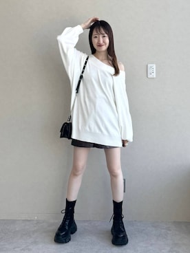「PAGEBOY（ページボーイ）の【選べる着丈/前後2WAY/マシンウォッシャブル】マルチWAYネックプルオーバー/ニット（ニット/セーター）」を使った、ひ　な　たさん（レディース・160cm）の秋コーディネート
