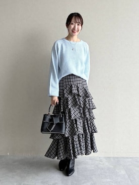 「mysty woman（ミスティウーマン）の【復刻/WEB限定】あざと可愛さ抜群のモテニット！アイスクリームクルーニット　179604（ニット/セーター、ブルー系）」を使った、ひ　な　たさん（レディース・160cm）の秋コーディネート