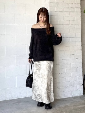 「PAGEBOY（ページボーイ）のサテンナロースカート 【ウエストゴム・ストレスフリー】（スカート）」を使った、ひ　な　たさん（レディース・160cm）の秋コーディネート