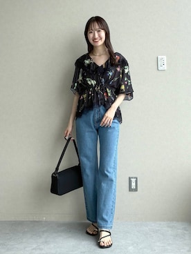 「mysty woman（ミスティウーマン）のカーブネックカフ 595936（ネックレス、シルバー系）」を使った、ひ　な　たさん（レディース・160cm）の夏コーディネート