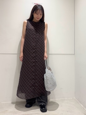 「SENSE OF PLACE by URBAN RESEARCH(センスオブプレイスバイアーバンリサーチ)のチェックシアーナローワンピース(ワンピース、ブラウン系)」を使った、はつねさん(レディース・159cm)の夏コーディネート