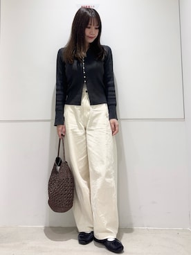 「SENSE OF PLACE by URBAN RESEARCH（センスオブプレイスバイアーバンリサーチ）の『一部WEB限定カラー』『洗濯可』メタルボタンエリツキコンパクトカーディガン（カーディガン/ボレロ、グレー系）」を使った、はつねさん（レディース・159cm）の春コーディネート