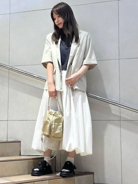 「ニット」｜「アイテム（テーラードジャケット）」を使った、はつねさん（レディース・159cm）の夏コーディネート