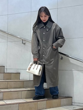 「アイテム（ステンカラーコート）」を使った、はつねさん（レディース・159cm）の秋コーディネート