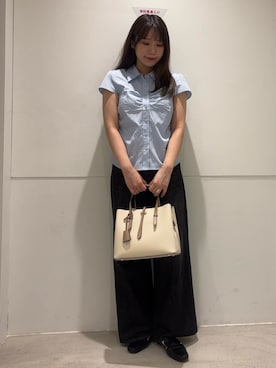 「SENSE OF PLACE by URBAN RESEARCH(センスオブプレイスバイアーバンリサーチ)のパフスリーブコンパクトギャザーシャツ(シャツ/ブラウス、ブルー系)」を使った、はつねさん(レディース・159cm)の春コーディネート