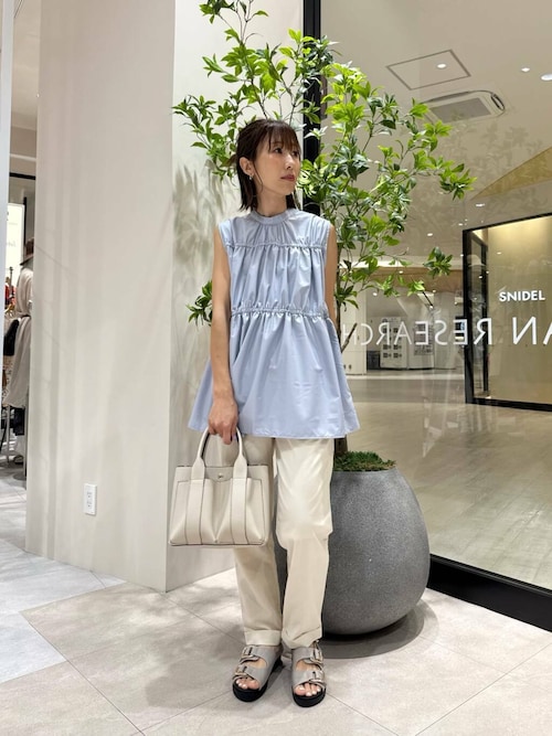 新品タグ付き　今季　アーバンリサーチ　リネン混イージーパンツ　D.NAVY URBAN RESEARCH DOORS - 新品タグ付◉ BLUE DOORS リネン混