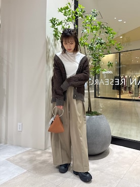 「アイテム（Tシャツ/カットソー）」を使った、YUKI ♪ さん（レディース・160cm・30代）の秋コーディネート