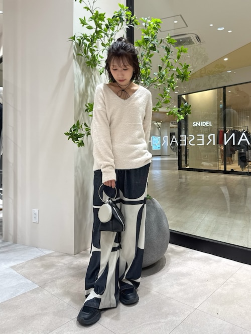 セール】ミニシャギーVネックニット（ニット/セーター）｜ITEMS