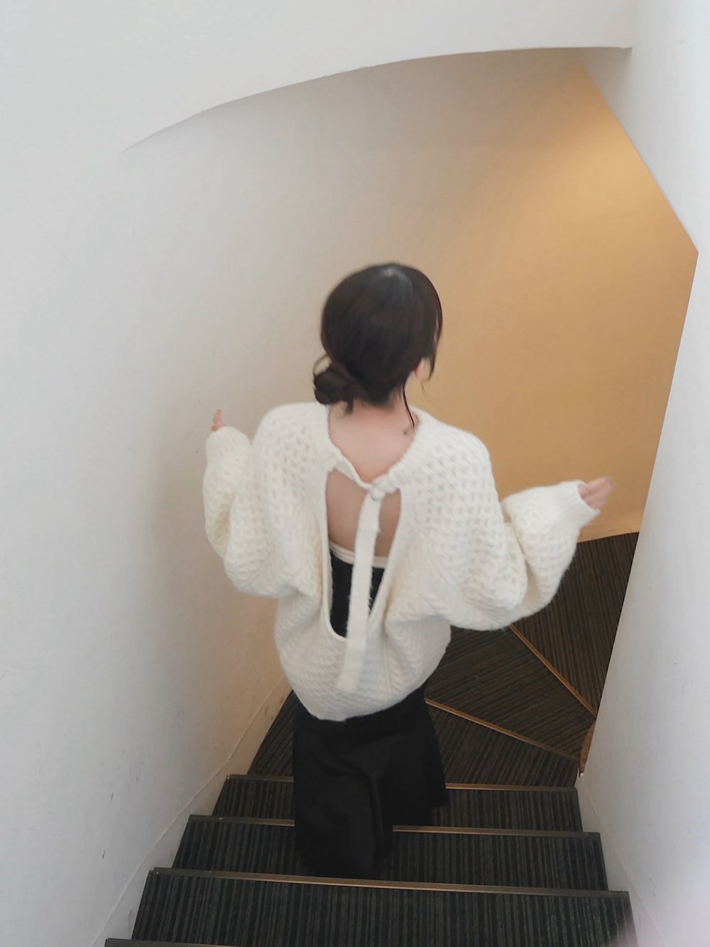 NOTREemor（ノートルエモア）の「back hole Volume Knit（ニット