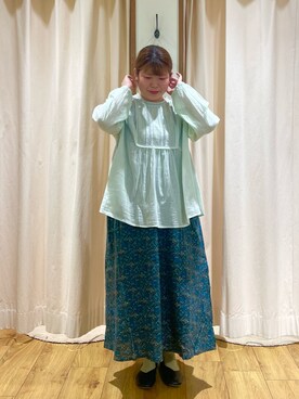 「Samansa Mos2（サマンサ モスモス）のレトロ壁紙風柄スカート（スカート）」を使った、Arisaさん（レディース・152cm）の春コーディネート