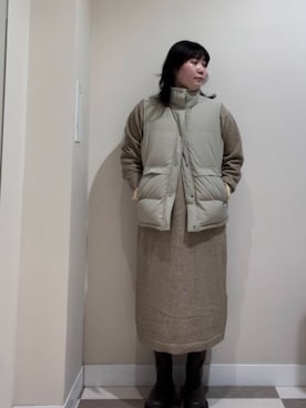 「アイテム（ダウンベスト）」を使った、ho1021itoさん（レディース・165cm）の秋コーディネート