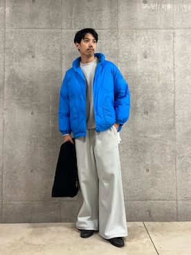 「ブルー」｜「アイテム（スウェット）」を使った、ハヤシさん（メンズ・183cm）の冬コーディネート