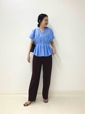 「NOLLEY’S Sophi（ノーリーズソフィ）のウォッシャブルウエストタックスキッパー（シャツ/ブラウス、ブルー系）」を使った、nol takamiyaさん（レディース・161cm）の夏コーディネート
