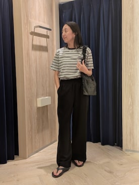 「fredy emue（フレディエミュ）の【汗ジミ軽減】ボーダーTシャツ（Tシャツ/カットソー、グレー系）」を使った、もっちゃんさん（レディース・160cm）の夏コーディネート