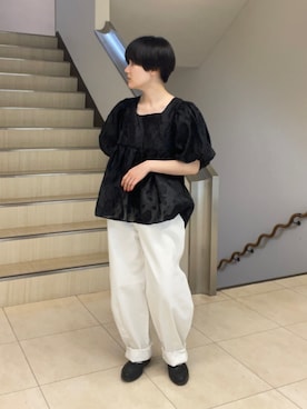 「fredy emue（フレディエミュ）のカーブデニムパンツ（デニムパンツ）」を使った、Motohashiさん（レディース・153cm）の春コーディネート