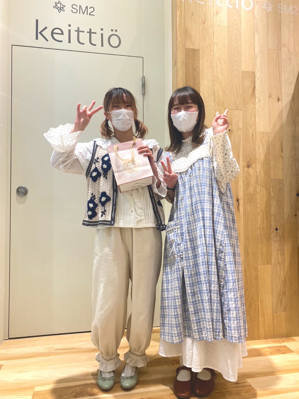 「オトナ女子、春色、ゆるコーデ、低身長女子、ワンピーススタイル、ガーリー、サマンサ モスモス(Samansa Mos2)、SM2、SM2コーデ、サマンサモスモス、sm2、お誕生日おめでとう！、可愛い♡、イオンモールとなみ」｜「Samansa Mos2の【ETHICAL CRAFTS】ヘンプ混ギャザースカート（スカート、ブルー系）」を使った、keittioとなみさん（レディース・153cm）の春コーディネートの1枚目の写真