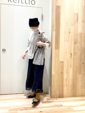 「kazumiコラボ」｜「アイテム（アクセサリー）」を使った、keittioとなみさん（レディース・167cm）の秋コーディネート